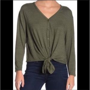 Everleigh Anthropology Top Blouse Tie Size  MP NWT New